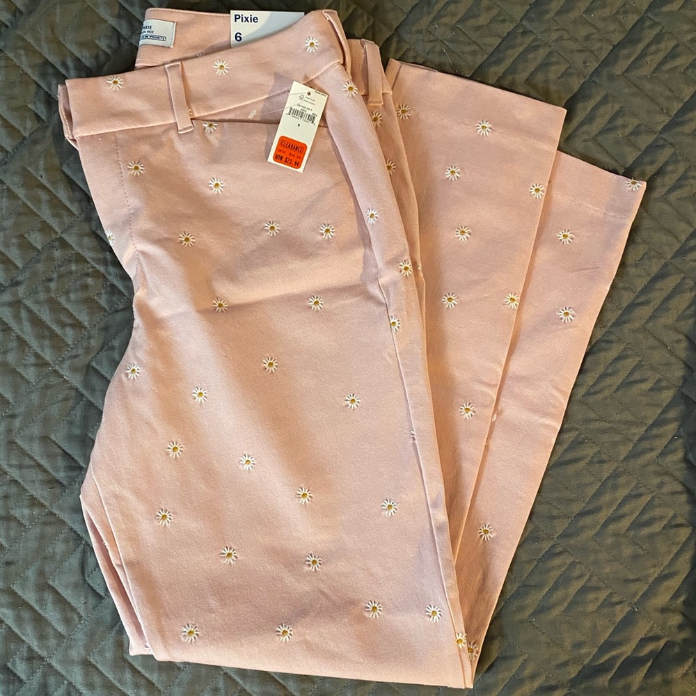 Old Navy Pixie Pants Sz 6